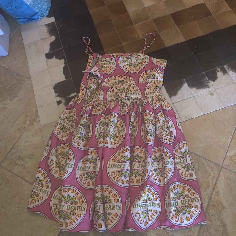 Sarsparilly   Dr pepper's lonely hearts  dress size 3xl AU New (fits 16-18)